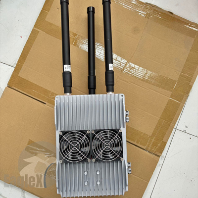 FPV Drohnenverstörer mit 900 MHz, 2,4 GHz, 5,8 GHz tragbare und tragbare Anti-Drohnen-UAV-Geräte Fahrzeug-montierte Lösungen