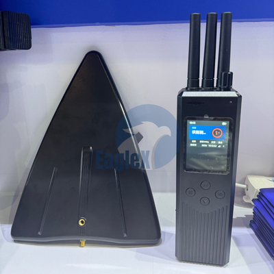 2.4GHz 5.8GHz Drohnenerkennungsausrüstung 2000m Handheld Drohnendetektor