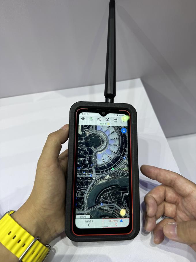 900MHz 2,4GHz 5,8GHz 3000Mhz Handheld Drohnen Detektor 3KM Detektion 0