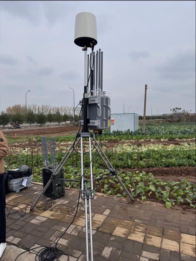 Drone FPV GPS, BeiDou, GLONASS Galileo Spoofing-Gerät für Flughäfen, Gefängnisse, Grenzsicherheit, Sicherheit von Kraftwerken 0